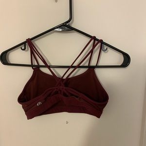 Lululemon sports bra